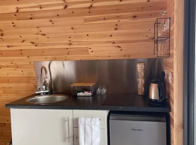 Little Meadow Pods With Hot Tub Camping